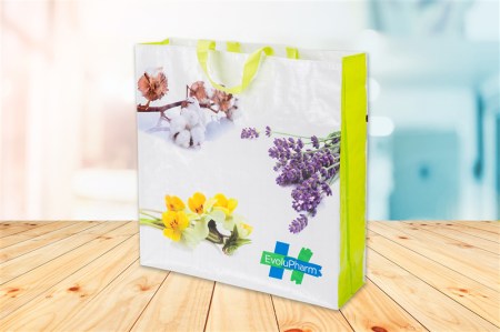 Supermarket shopping bags