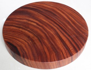 Wooden cutting board
