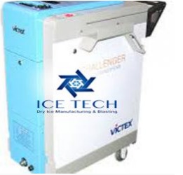 Dry ice blasting machine