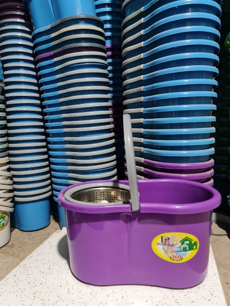 Floor cleaning mop & bucket set