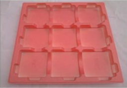Plastic tray