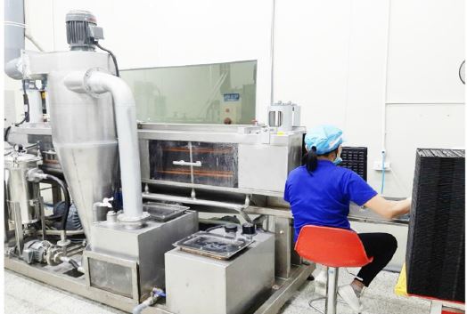 Automatic cleaning system