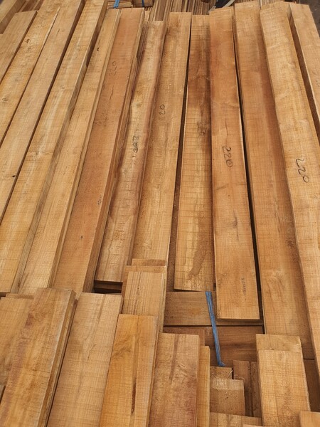 Sawn Teak Wood