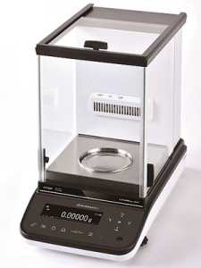 AP225W Analytical balance