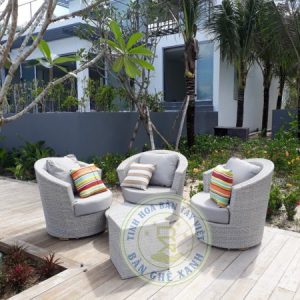 Polly Rattan Sofa
