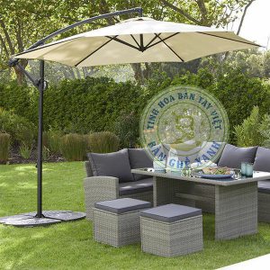 Round Eccentric Umbrella