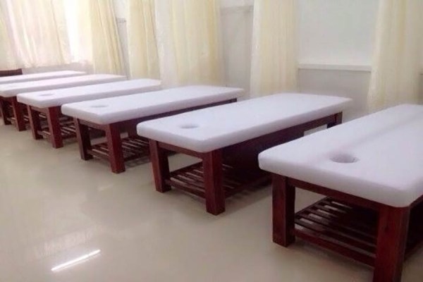 Spa bed