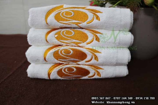 Body towel, hotel bath towel
