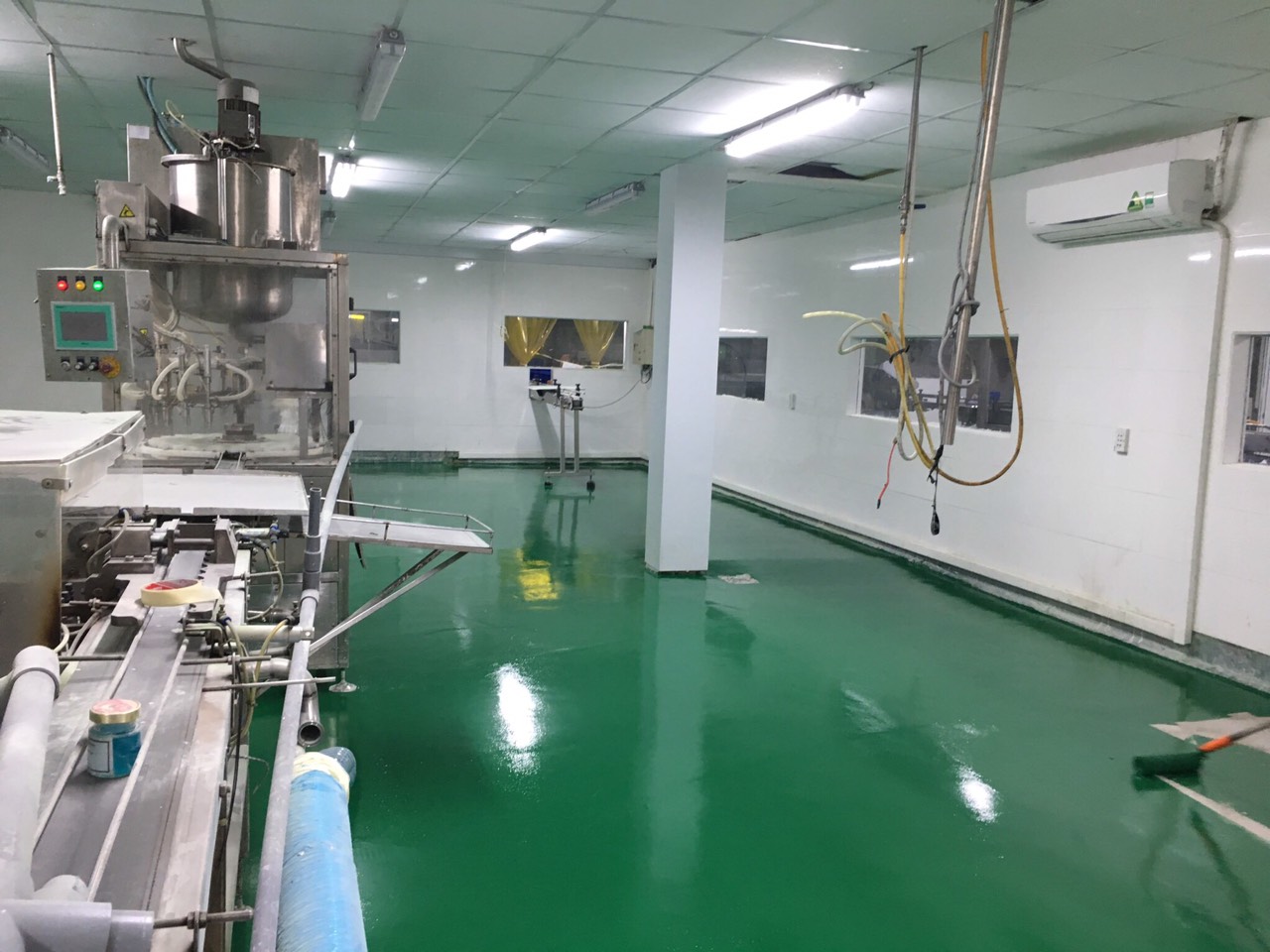Epoxy paint construction service