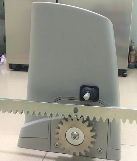 Sliding gate motor