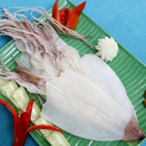 Semi-dried squid