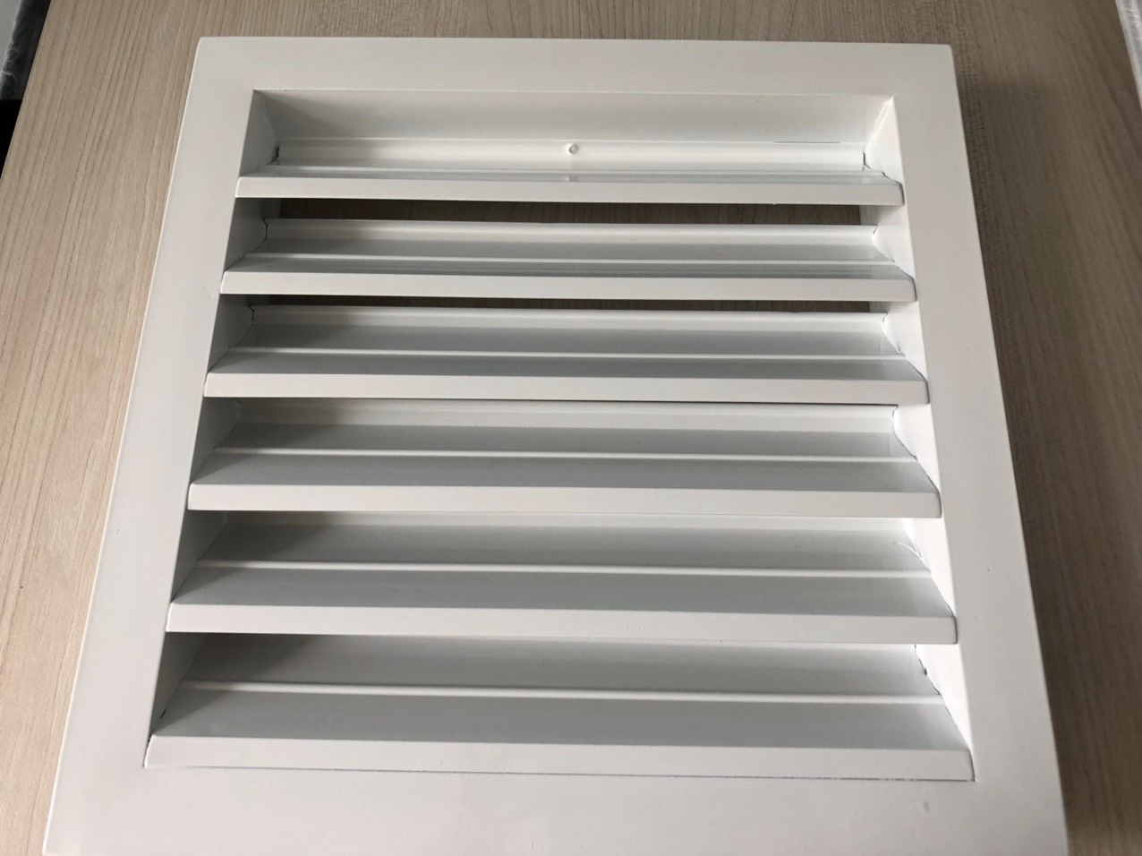 Louver air grill