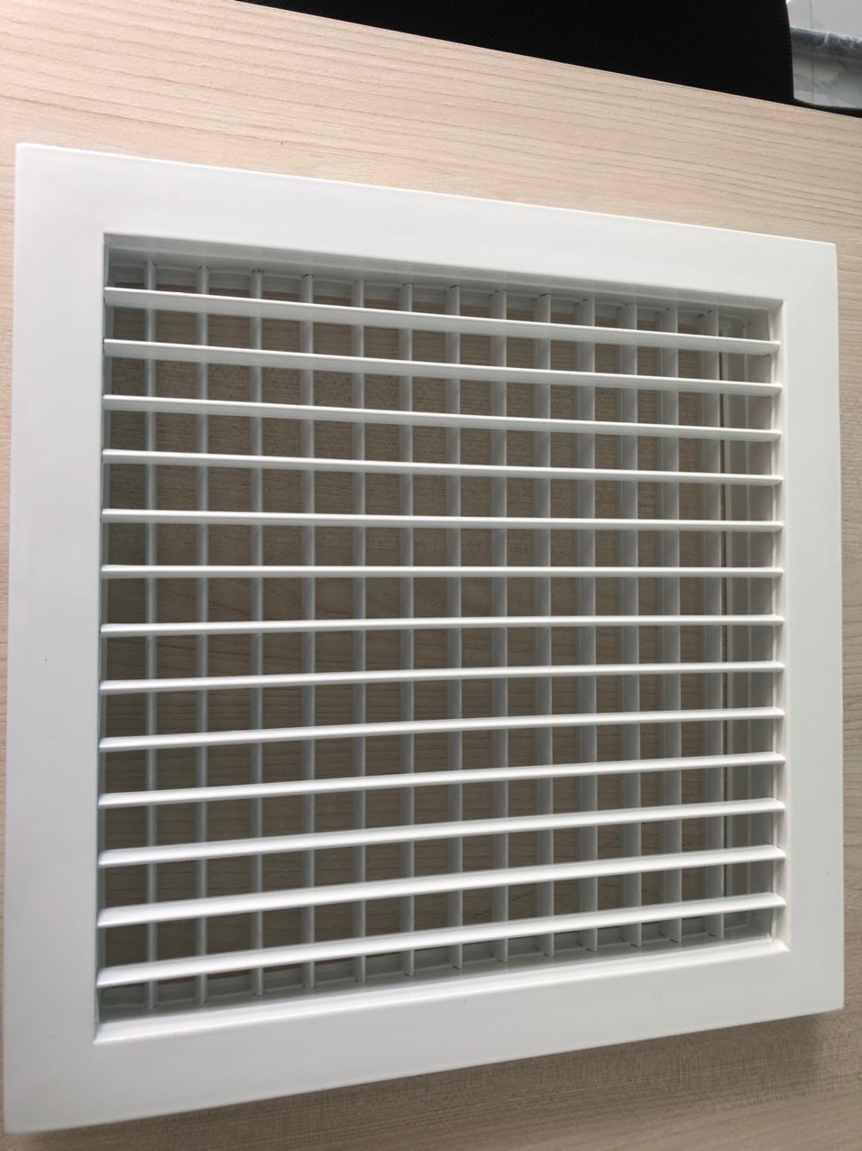 Egg air grille (2 layers)