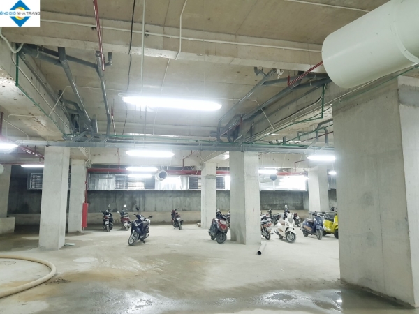 Ventilate the basement of the building