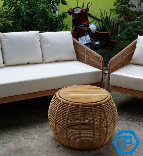 Outdoor poly rattan sofa