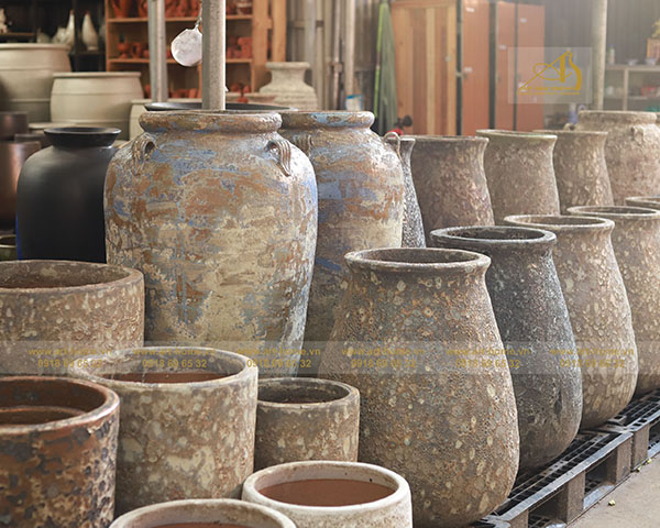 Atlantis ceramic pots
