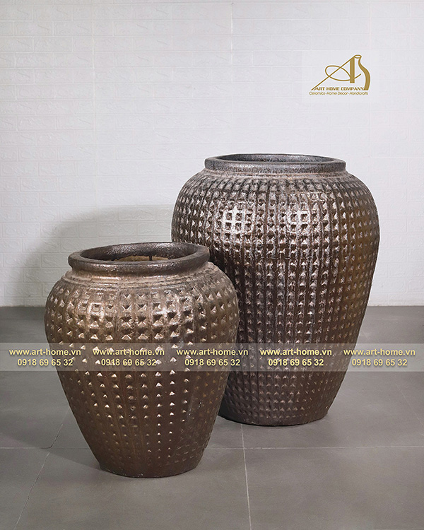 Glazed ceramic jars and pots