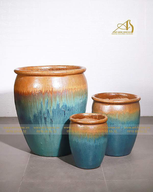 Glazed ceramic jars and pots