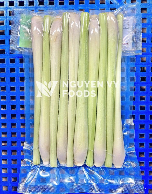 Whole lemongrass