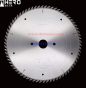 Alloy circular saw blade