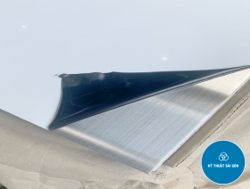 Hairline steel plate