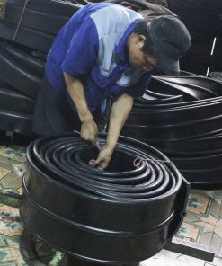 Concrete gasket