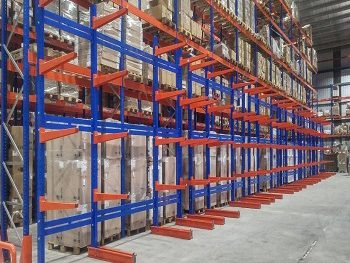 Cantilever rack