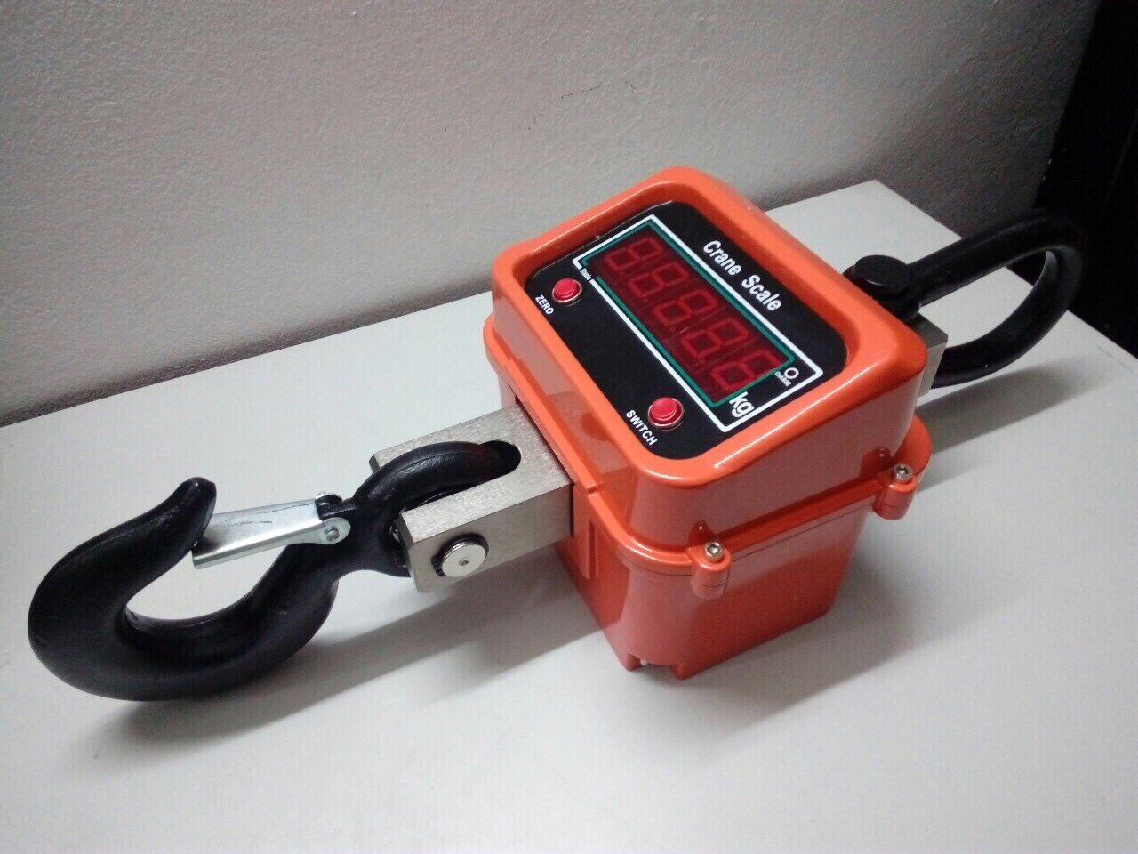 OCS-XZ Hook scale