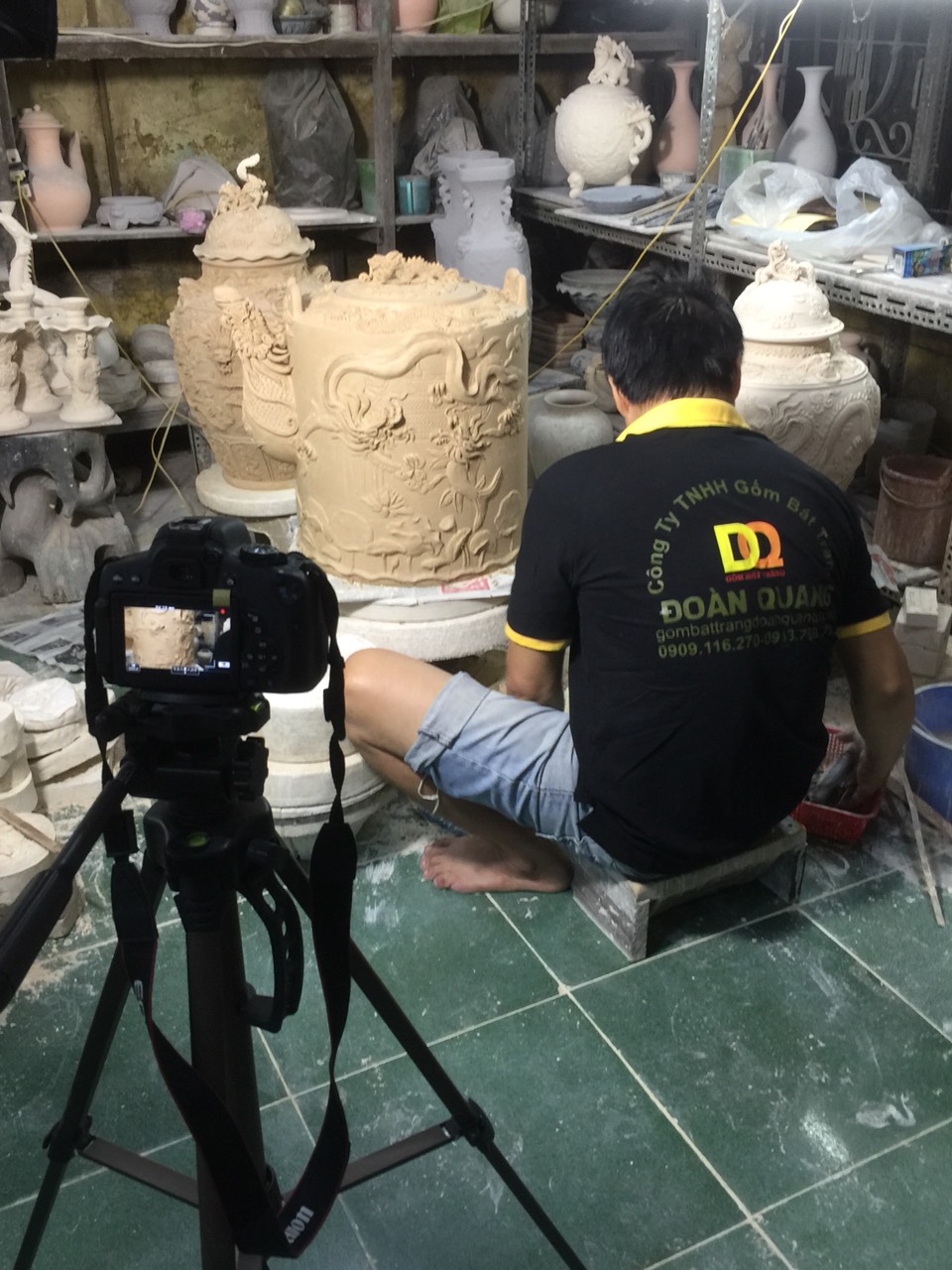 Bat Trang ceramic factory