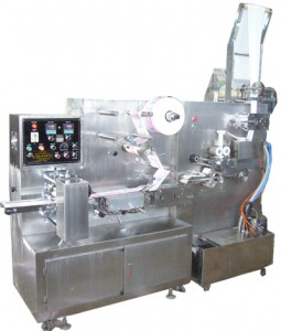 Cold napkins packaging machine