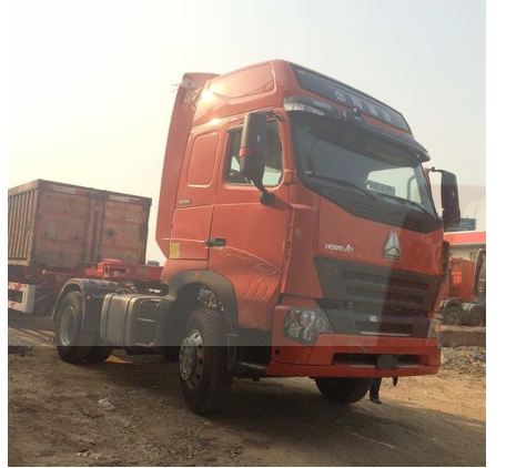 Howo tractor