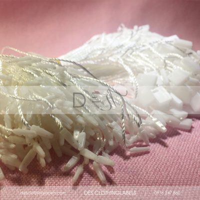 Hangtag string