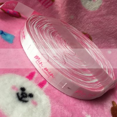 Satin woven label