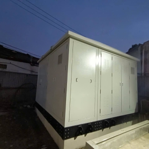 Compact kiosk substation