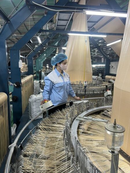 Circular loom machine