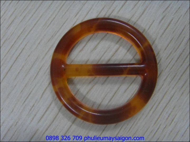 Plastic back buckle