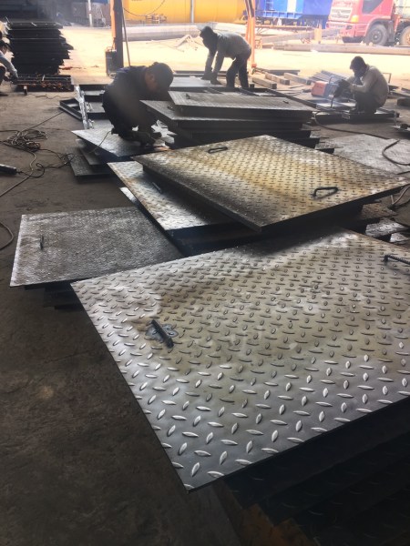 Grating plate