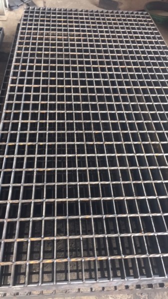Grating plate