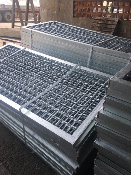Grating plate