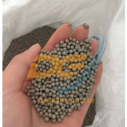 Clay desiccant beads