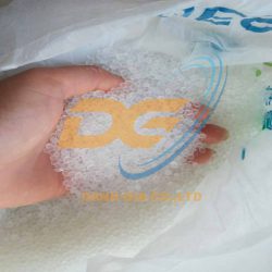 Silica gel desiccant beads