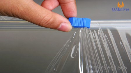 Food plastic wrap blades