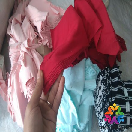 Colored cotton cleaning rag