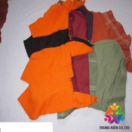 Colored cotton cleaning rag