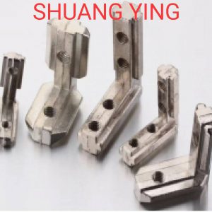 Recessed square groove corner connector