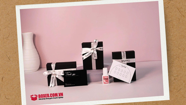 Corrugated gift boxes