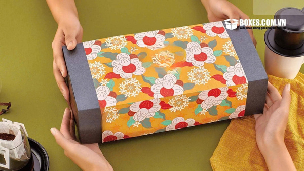Corrugated gift boxes