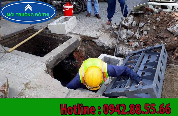 Septic tank truck