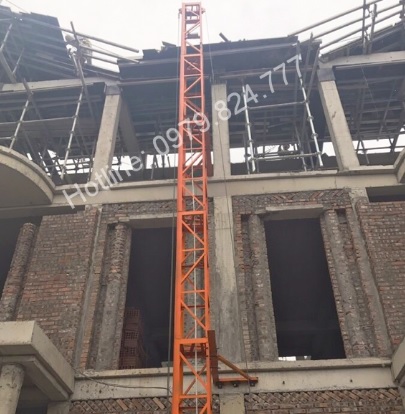 Construction Hoist