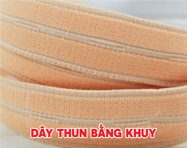Buttoned woven elastic band